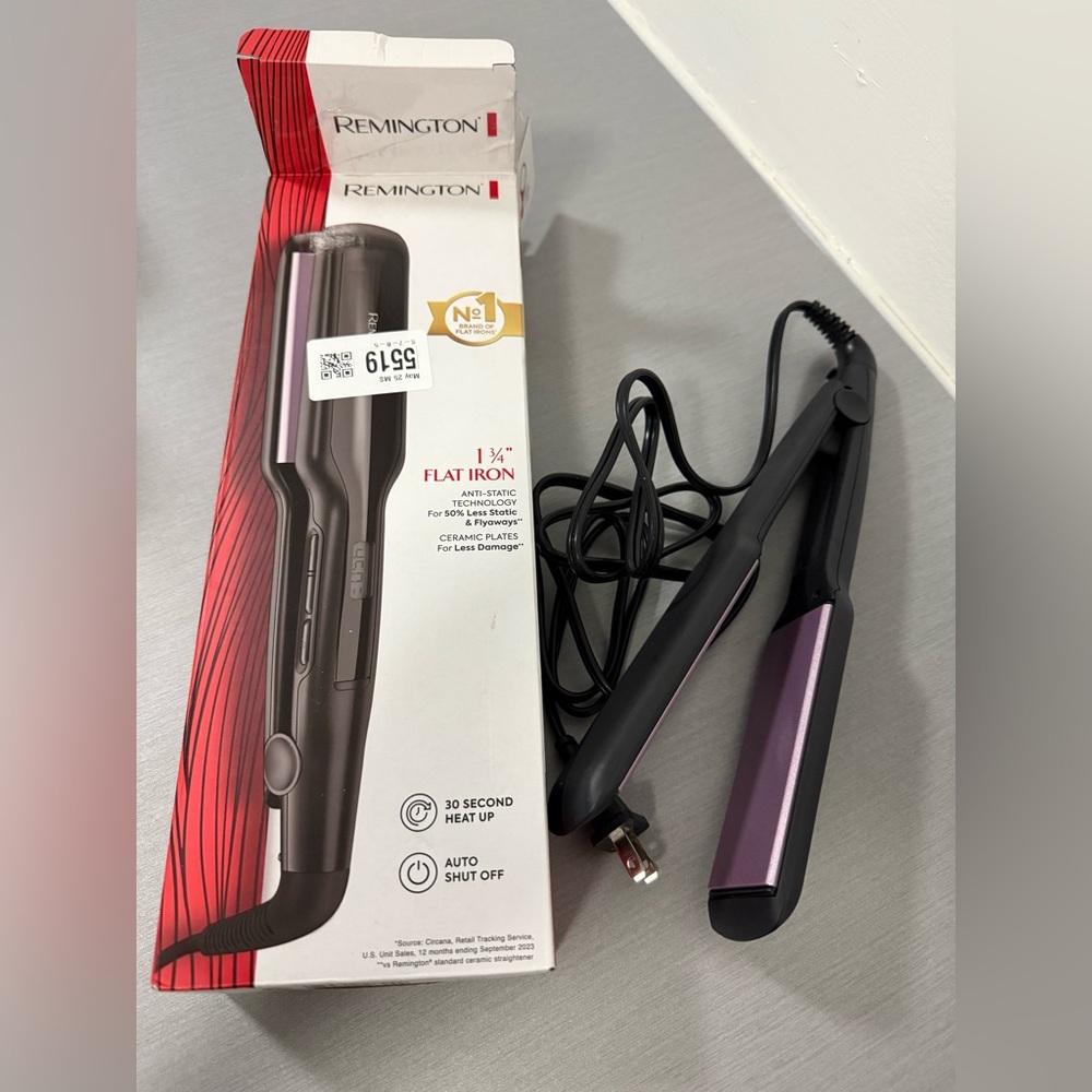 Remington S5520  Ceramic Anti Static Flat Iron 1-3/4" Inch - Purple OPEN BOX